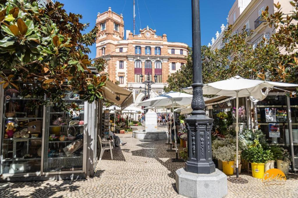 Casa Del Mercader By Cadiz Time Apartments Bagian luar foto