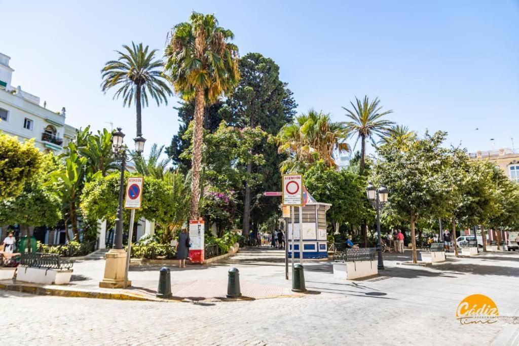 Casa Del Mercader By Cadiz Time Apartments Bagian luar foto